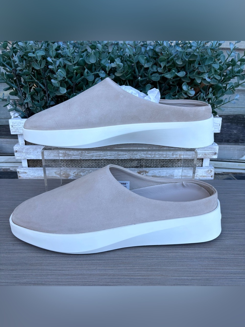 Wolf & Shepherd Cruise Mules